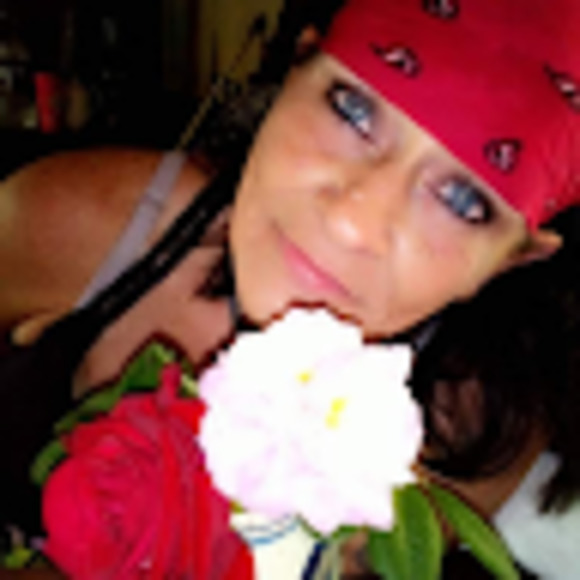 Meet your Posher, Cindy - Picture 1 of 1